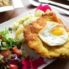 Gdzie na obiad w Poznaniu? Odkryj najlepsze restauracje i smaki