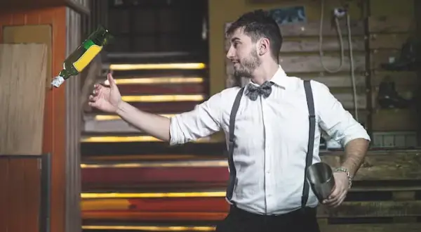 Ceny drink barów na weselu: co wpływa na koszt i jak wybrać?